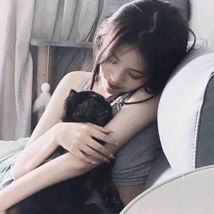 软玉温香抱满怀